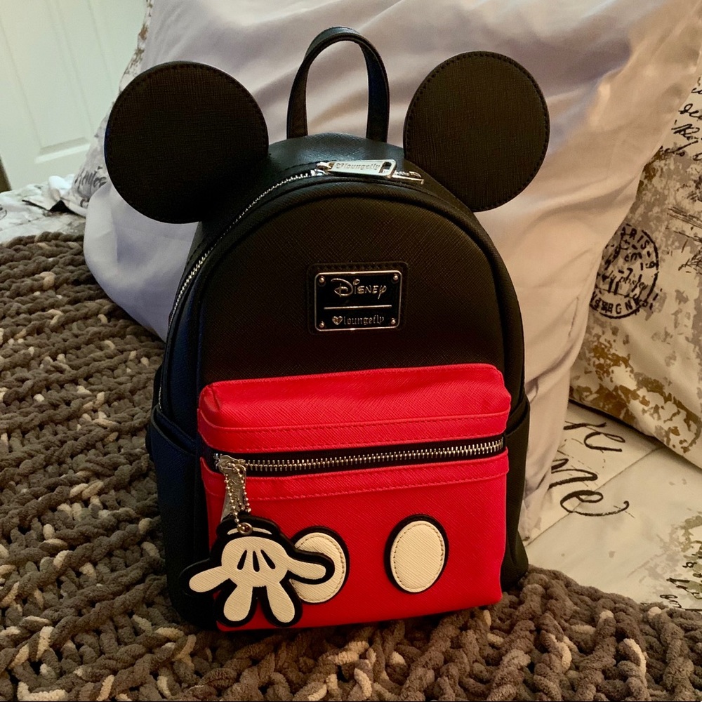 Disney loungefly mickey backpack